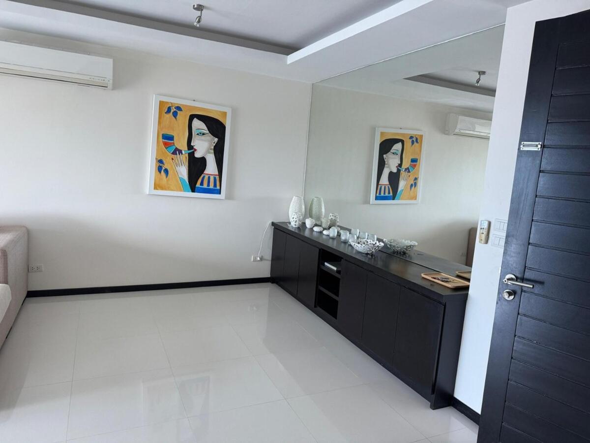 Modern 2-Bedroom Condo In Kamala Near The Beach 외부 사진